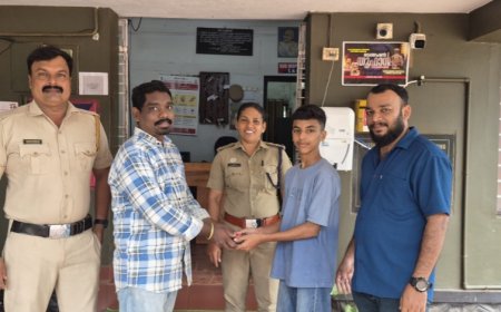 കളഞ്ഞുകിട്ടിയ പേഴ്സ് പോലീസിൽ ഏൽപ്പിച്ച് എട്ടാം ക്ലാസ് വിദ്യാർത്ഥി മാതൃകയായി