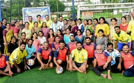ലഹരിവിരുദ്ധ സന്ദേശവുമായി കാഞ്ഞങ്ങാട് നഗരസഭയിൽ ഫുട്‌ബോൾ ആവേശം; ജീവനക്കാർക്ക് ജയം