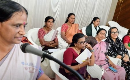 മഹിള അസോസിയേഷൻ; ക്യാപ്റ്റൻ ലക്ഷ്മി അനുസ്മരണവും പഠന ക്ലാസും സംഘടിപ്പിച്ചു