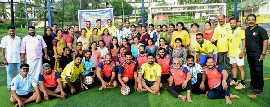 ലഹരിവിരുദ്ധ സന്ദേശവുമായി കാഞ്ഞങ്ങാട് നഗരസഭയിൽ ഫുട്‌ബോൾ ആവേശം; ജീവനക്കാർക്ക് ജയം