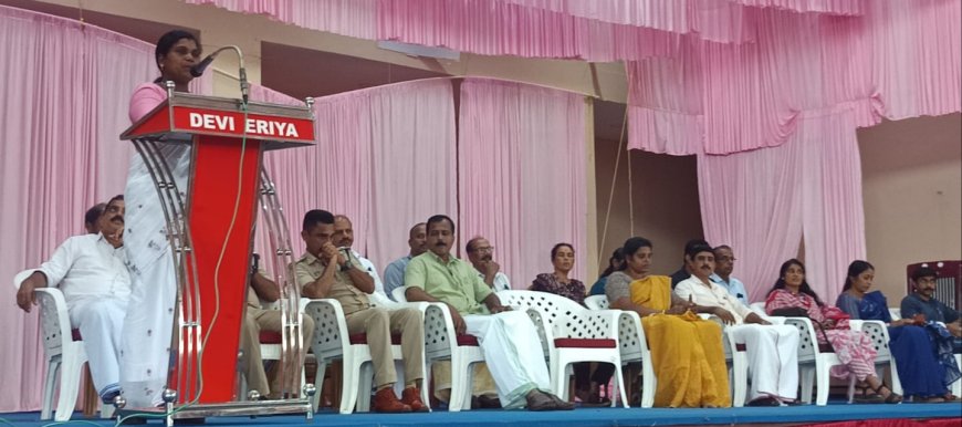 അപകടഭീഷണി ഉയർത്തുന്ന ഗുരുപുരം–ഏഴാംമൈൽ റോഡ്; ജനകീയ ശുചീകരണ യജ്ഞം ജൂലൈ 13ന്