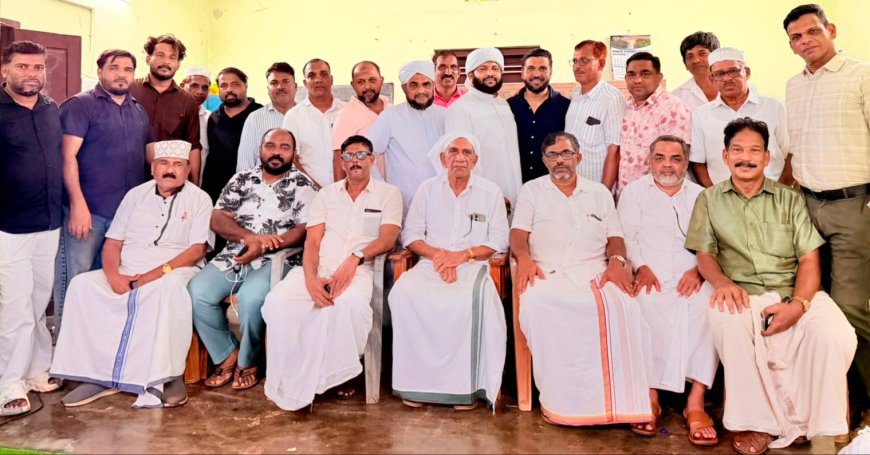 പാറപ്പള്ളി മുസ്ലിം ജമാഅത്ത്: അബൂബക്കർ മാസ്റ്റർ പ്രസിഡണ്ട്, കെ.എം. അബ്ദുൽ റഹിമാൻ ജനറൽ സെക്രട്ടറി