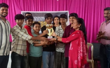 മൂന്ന് സ്വർണം, 15 പോയിന്റ്; ചെസിൽ രാജപുരം ഹോളി ഫാമിലിക്ക് കിരീടം