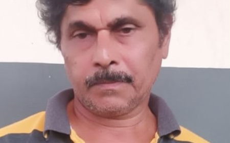 ഹോട്ടലിൽ സമാന്തര ബാർ; 17 ലിറ്റർ മദ്യവുമായി ഉടമ പിടിയിൽ