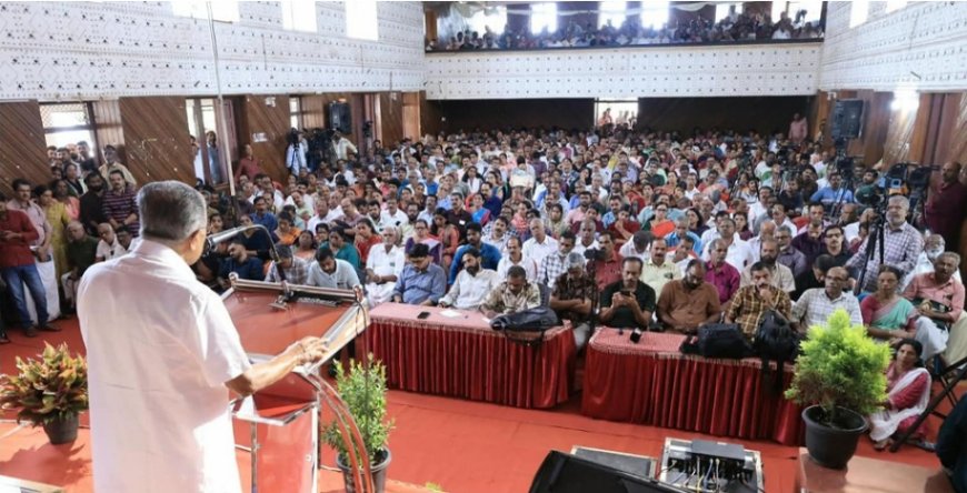 ആർഎസ്എസ് കൊലവിളി രാഷ്ട്രീയത്തിനെതിരെ സിപിഎം പ്രതിഷേധ സദസ്സ്; പിണറായി വിജയൻ ഉദ്ഘാടനം ചെയ്തു