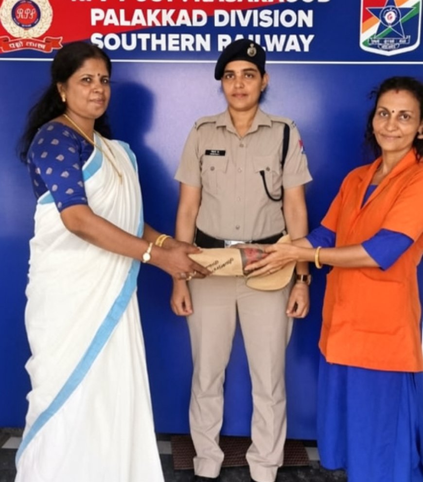 നഷ്ടപ്പെട്ട 63,000 രൂപയും ബാഗും തിരികെ നൽകി ക്ലീനിങ് ജീവനക്കാരി