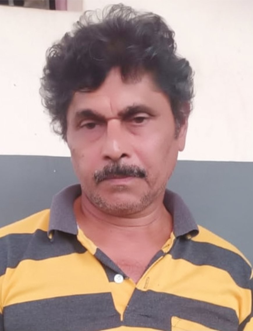 ഹോട്ടലിൽ സമാന്തര ബാർ; 17 ലിറ്റർ മദ്യവുമായി ഉടമ പിടിയിൽ