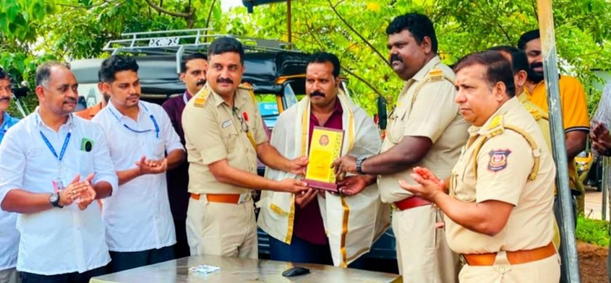 ബൈക്ക് യാത്രക്കാരുടെ ജീവൻ രക്ഷിച്ച ബസ് ഡ്രൈവറെ ആദരിച്ചു