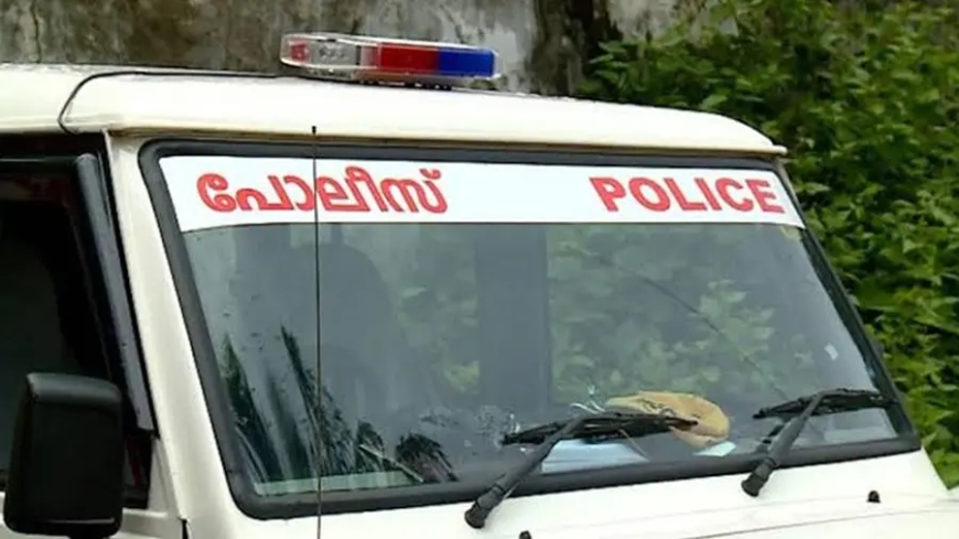 രാജപുരം ഓണാഘോഷ ഗാനമേളയ്ക്കിടെ സംഘർഷം; മൂന്ന് എസ്‌ഐമാർക്ക് പരിക്ക്, 12 പേർക്കെതിരെ കേസ്