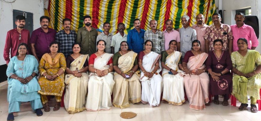 അമ്പലത്തുകരയിൽ "പാലമരച്ചോട്ടിൽ" സംഗമം സംഘടിപ്പിച്ചു
