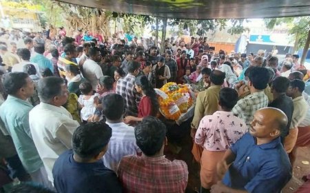 "നൊമ്പരമായി അനൈഗിന്റെ മരണം; വിതുമ്പലടങ്ങാതെ വിദ്യാലയ മുറ്റം"