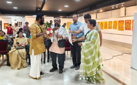കേരളീയ ചുവർചിത്രങ്ങളുടെ വർണ്ണവിസ്മയം; കെ.ആർ.സി. തായന്നൂരിന്റെ ‘വർണ്ണയാത്ര’ സമാപിച്ചു