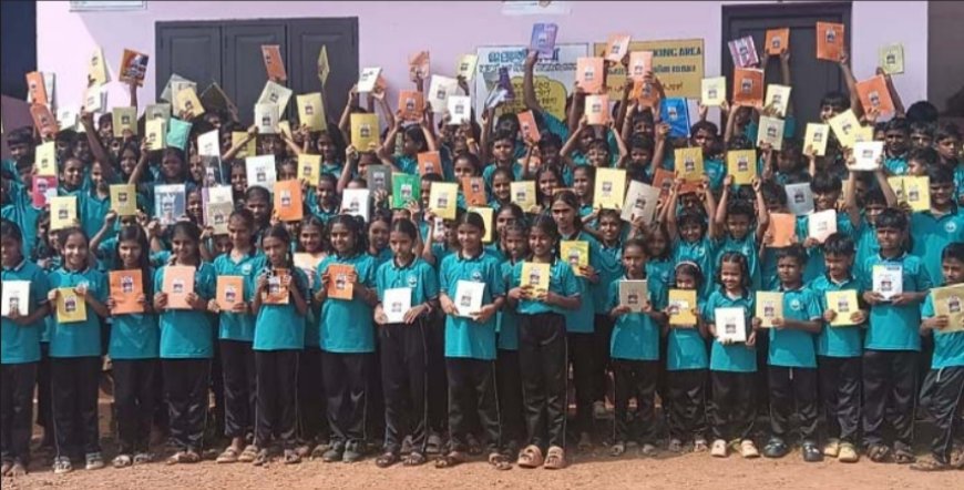മൊബൈൽ ഫോണിൽ നിന്ന് പുസ്തകങ്ങളിലേക്ക്; അച്ചാംതുരുത്തിയിൽ വായനാമൃതം